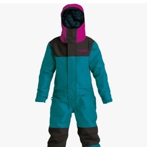 Airblaster youth freedom suit in great condition. Youth Large